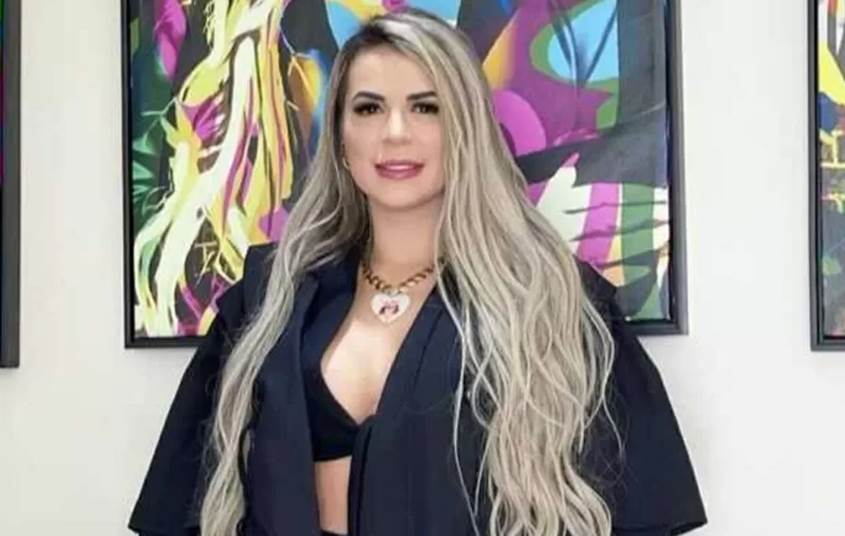 A advogada Deolane Bezerra, viúva do cantor MC Kevin, fez mais um procedimento estético em seu corpo, desta vez uma cirurgia íntima.