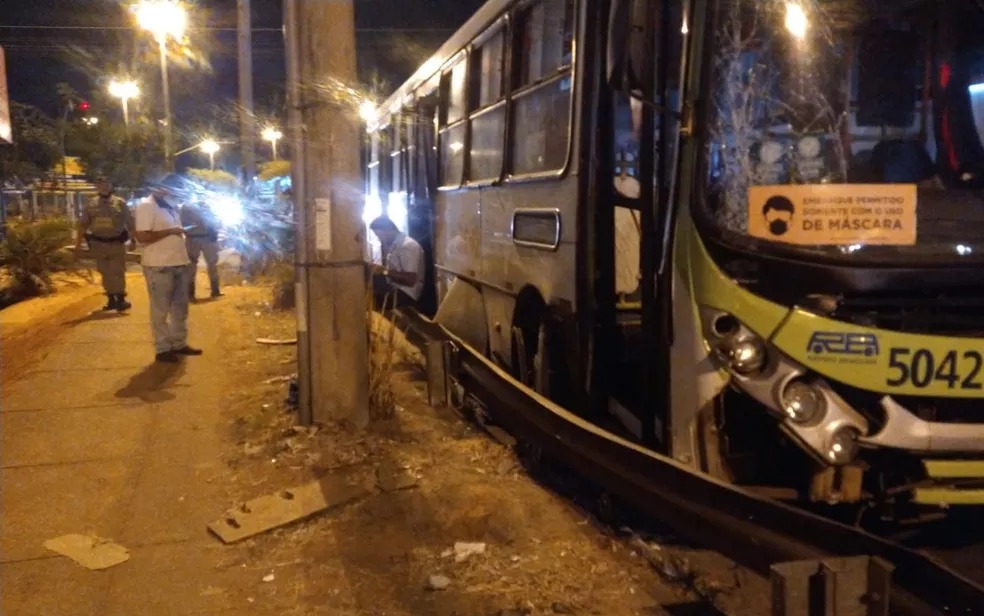 Um homem foi preso suspeito de furtar um ônibus do transporte coletivo em Aparecida de Goiânia, na Região Metropolitana da capital.