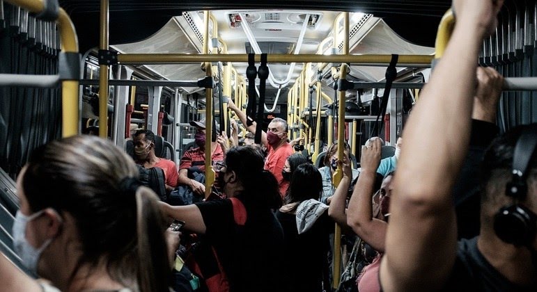 Vale transporte para desempregados em Goiânia, veja esse projeto