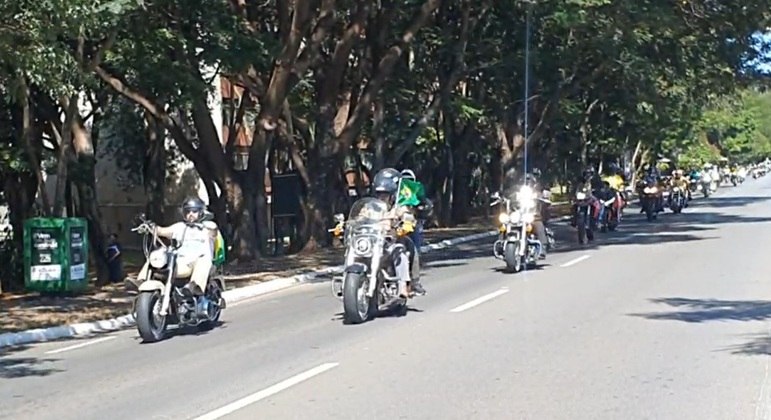 Motociata em apoio ao presidente Jair Bolsonaro