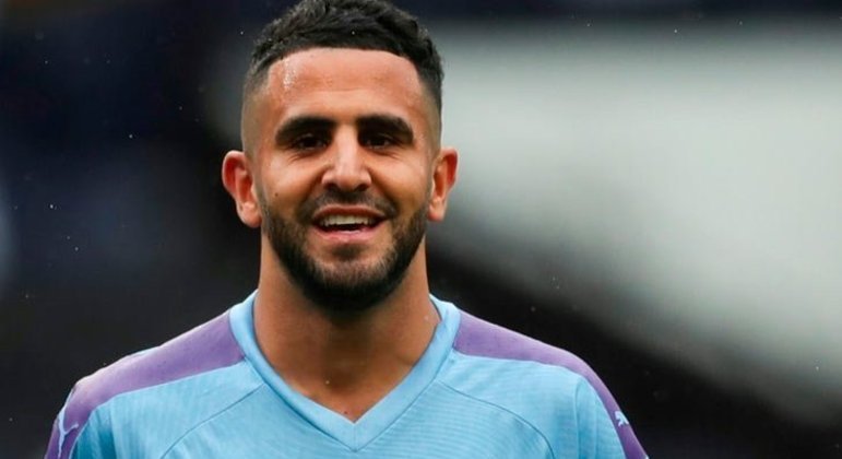 Riyad Mahrez - Preço: 67,8 Milhões de euros ( aproximadamente R$366,5 milhões)