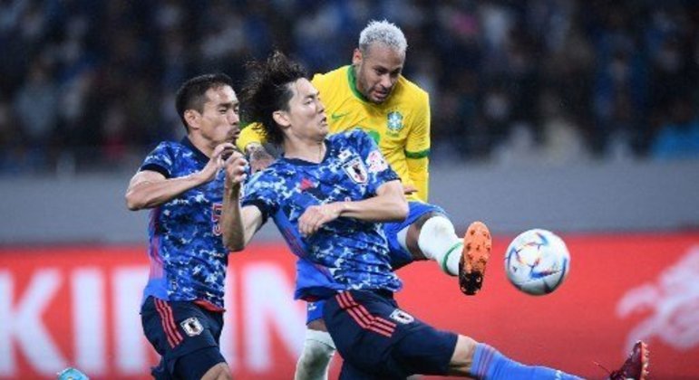 Avaliações do Japão: O Japão não conseguiu criar chances perigosas contra o Brasil e apelou com 19 faltas. O placar ficou barato para a equipe asiática.