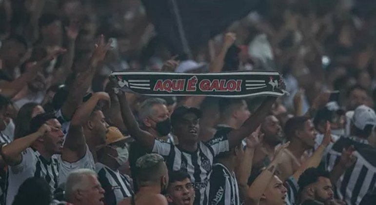 7º lugar: Atlético-MG - porcentagem de brasileiros que declararam torcida ao Atlético-MG em 2018: 3,1% - porcentagem de brasileiros que declararam torcida ao Atlético-MG em 2020: 3,2% - porcentagem de brasileiros que declararam torcida ao Atlético-MG em 2022: 3,7% - Média entre 1993 até 2022 - 2,7%