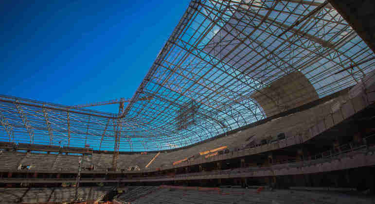 A Arena MRV terá dois telões de 144m², cujas estruturam pesam 18 toneladas.