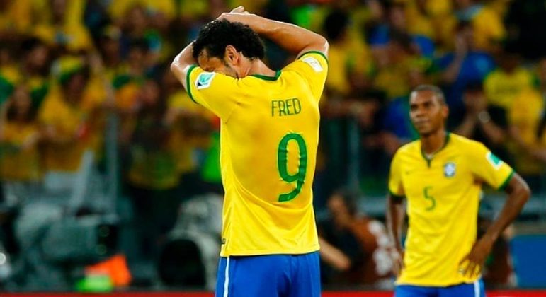 A Copa de 2014 prometia muito para Fred, mas acabou sendo o oposto. O camisa 9 não fez boa atuação, marcou apenas um gol e foi duramente criticado pelo país. Na goleada da Alemanha sobre o Brasil, por 7 a 1, saiu vaiado e recebeu o apelido “cone”. Contudo, a torcida do Flu seguiu abraçando o ídolo e forneceu apoio na volta ao clube. 