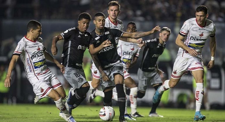 19ª rodada - Vasco 1 x 1 Ituano - Mais um jogo em que o Vasco achou o gol. Mas dessa vez, o time saiu atrás no placar, após perder um gol inacreditável.