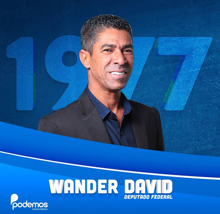 Candidato Wander David e ao fundo seu número 1977