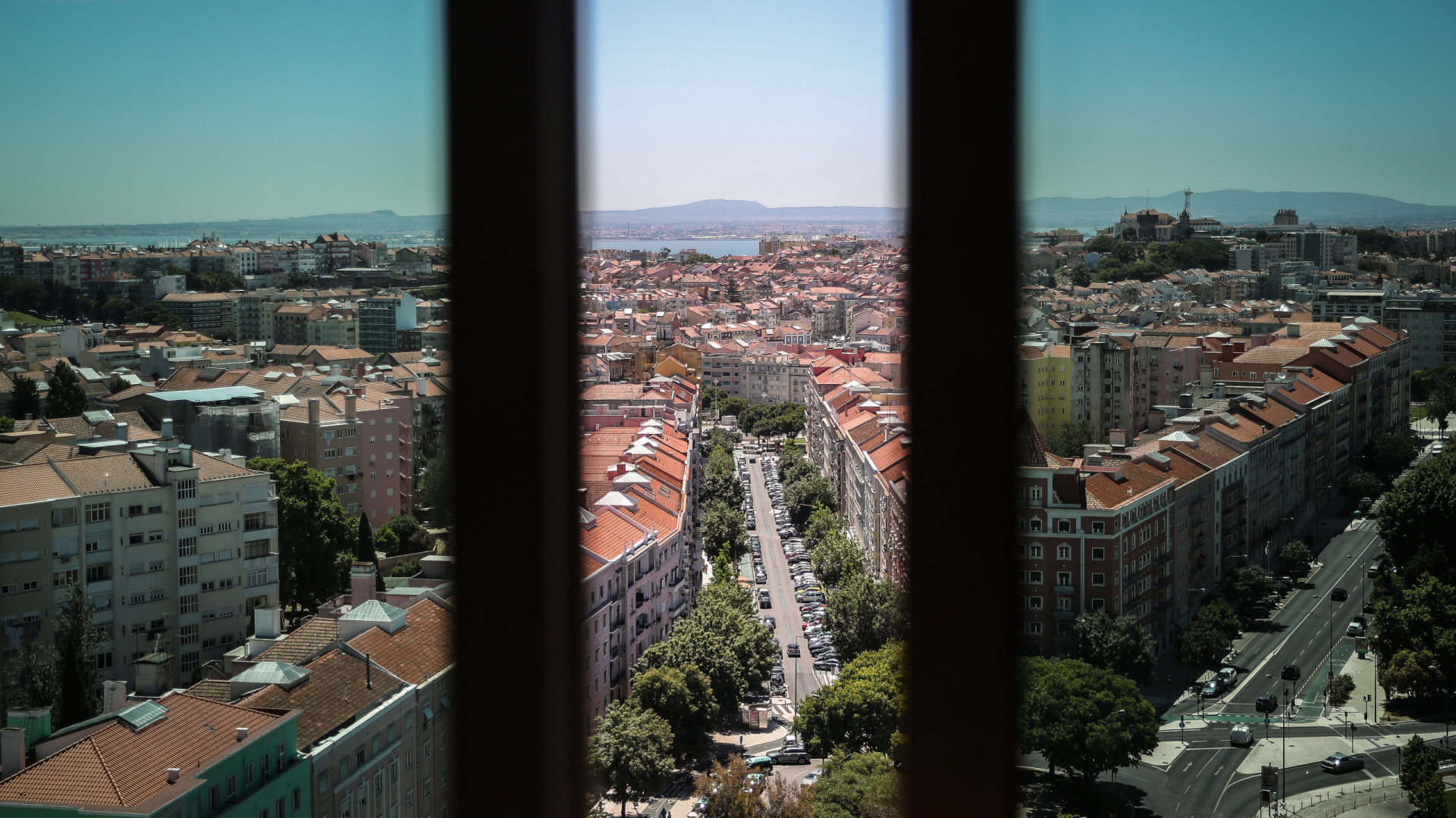 "Elevada procura". Plataforma para pedir apoio para janelas indisponível